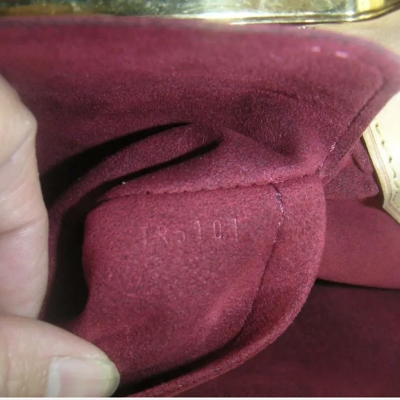 Auth LOUIS VUITTON JUDY PM HAND BAG MONOGRAM MULTI-COLOR White M40257 - Picture 12 of 14